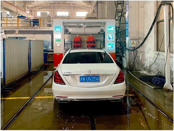 Портальная мойка RV31650 с другого ракурса